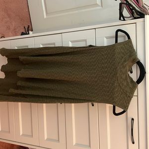 Green high neck light sweater